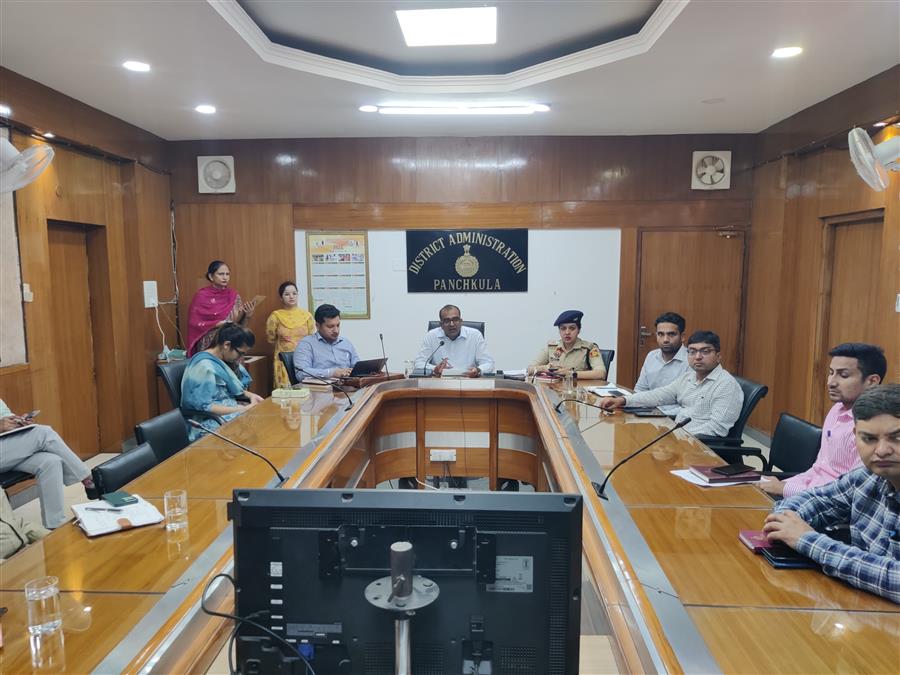 अपने बच्चों को लीगल तरीके से वीजा लगवाकर ही भेजें विदेश, डंकी व अन्य माध्यमों से सुरक्षा हो जाती है खत्म - डा. यश गर्ग