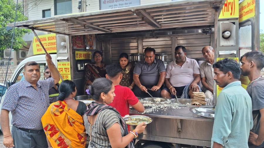 अन्नदान के प्रति लोगों में बढ़ रही जागरूकता एक सराहनीय पहलः कैलाश बंका