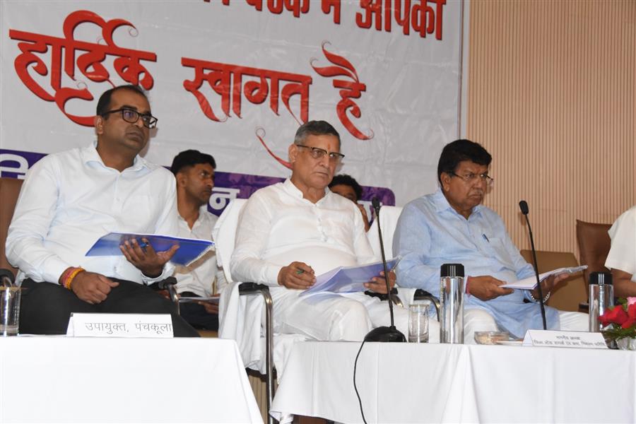 कृषि एवं किसान कल्याण मंत्री ने एन्हांसमेंट की पेमेंट देरी से जारी करने पर कार्यवाही के दिए निर्देश