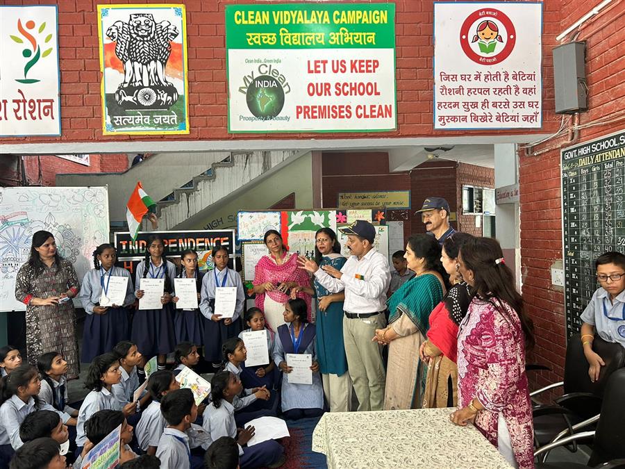हर घर तिरंगा कार्यक्रम के तहत विद्यार्थियों को दिया देशभक्ति का मंत्र
