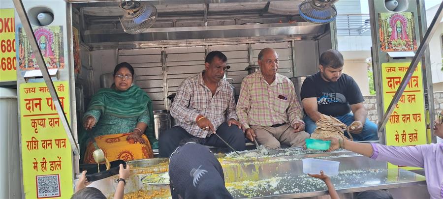 एनजीओ श्री श्याम करुणा फाउंडेशन ने अपना 126वां अन्न भंडारा आयोजित किया