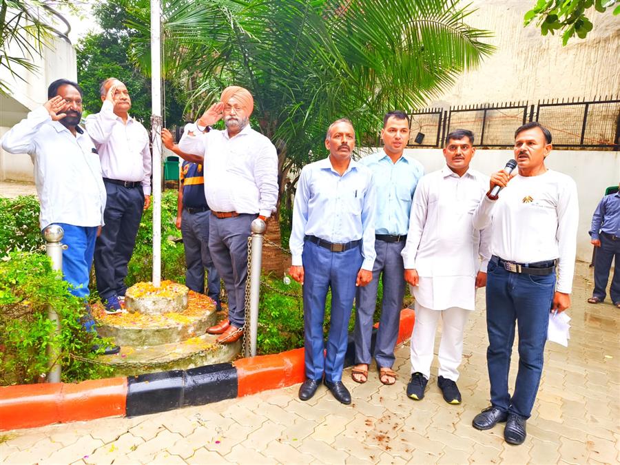 रायपुर खुर्द के गवर्नमेंट स्कूल में धूमधाम से मनाया गया स्वतंत्रता दिवस समारोह