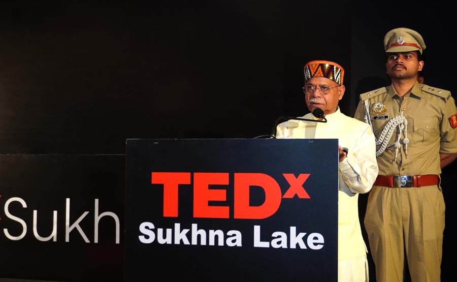टेडएक्स सुखना लेक में नए आइडियाज के साथ कई प्रतिभाशाली लोग शामिल हुए