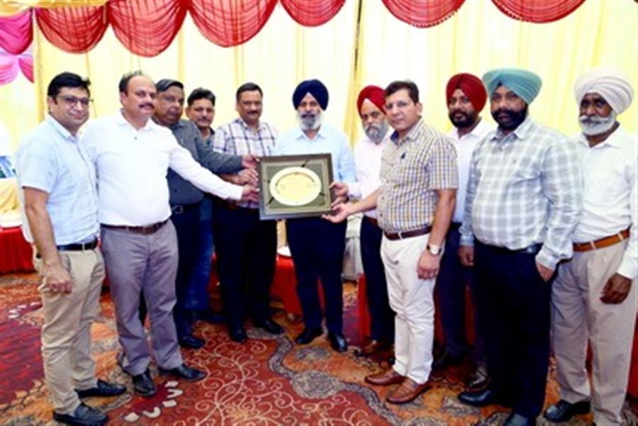 पब्लिक हेल्थ के कार्यकारी अभियंता हुए सेवानिवृत