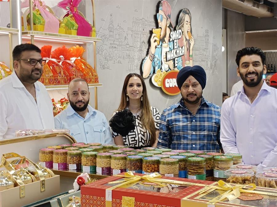 लुधियाना साउथ सिटी में गोपाल स्वीट्स के 19वे आउटलेट का शुभारंभ