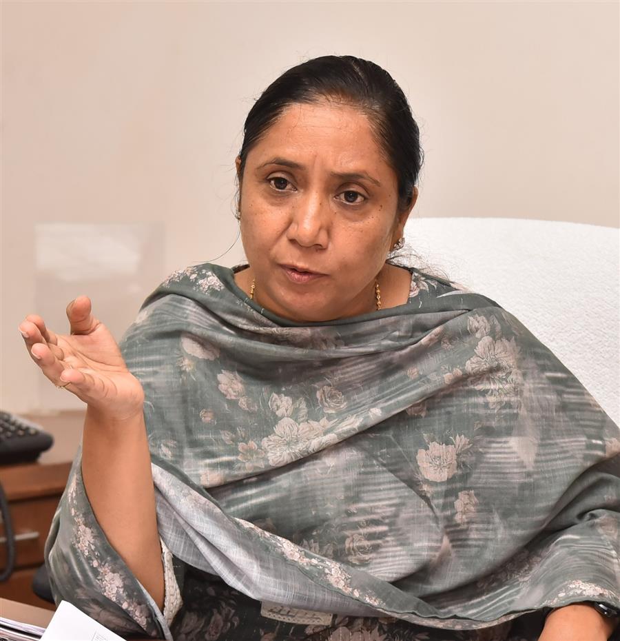 अनुसूचित जातियों और पिछड़े वर्गों की कल्याणकारी योजनाओं के बारे में लोगों को जागरूक करने के लिए जिला स्तर पर शिविर लगाए जाएंगे: डॉ. बलजीत कौर