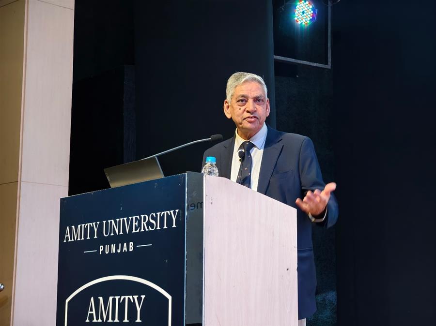 पद्म भूषण पुरस्कार विजेता एमिटी यूनिवर्सिटी पंजाब में चिकित्सा नवाचार में अंतर्दृष्टि प्रदान करते हैं