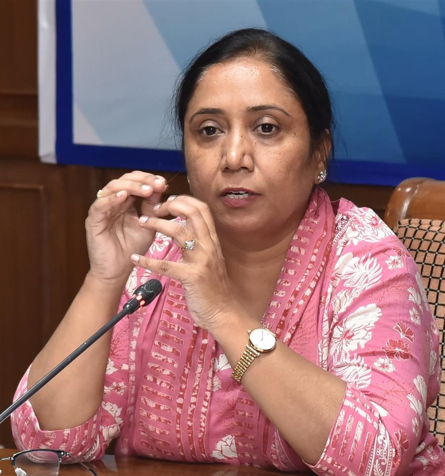 महिलाओं को आत्म-निर्भर बनाने के उद्देश्य से राज्य भर में लगेंगे विशेष मेगा रोज़गार कैंप: डा. बलजीत कौर
