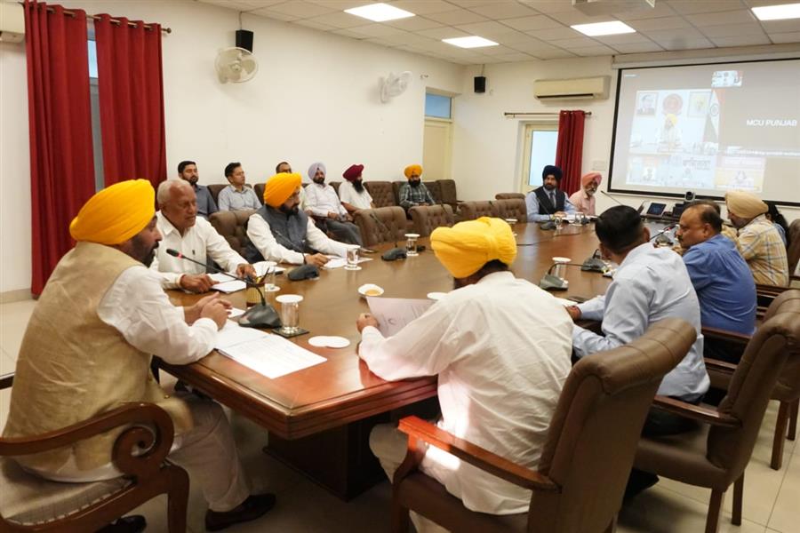 पंजाब पुलिस ने अमृतसर में सरहद पारों नशें की तस्करी करने वाले नैटवर्क का किया पर्दाफाश; 5 किलो हेरोइन, 3.95 लाख रुपए की ड्रग मनी सहित तीन काबू