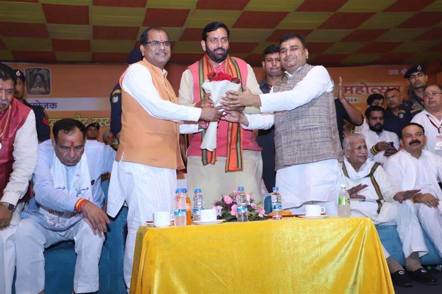 दशहरे पर सभी भारतीयों को समाज के कल्याण के लिए काम करने का संकल्प लेना चाहिए