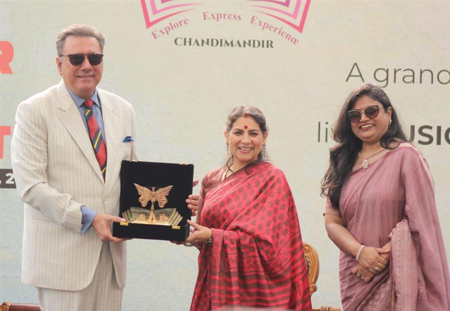 आवा का साहित्यिक उत्सव -अभिव्यक्ति-2024 - चंडीमंदिर सैन्य स्टेशन में शुरू हुआ