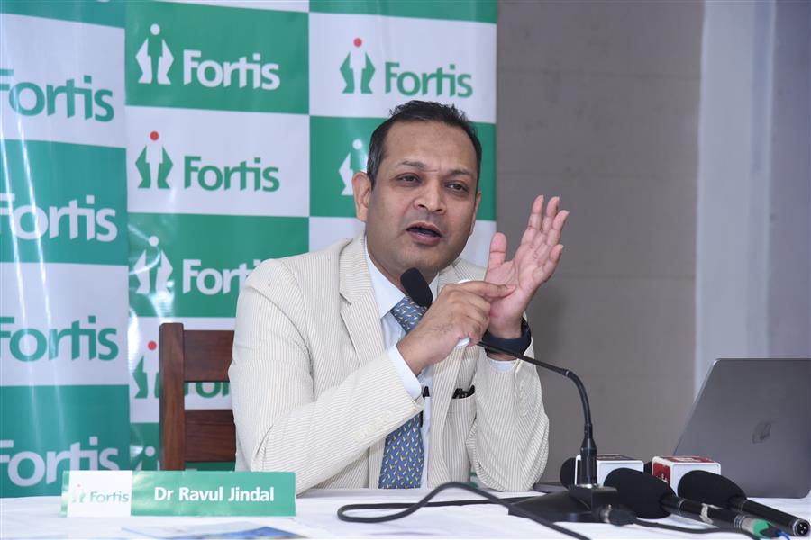 फोर्टिस मोहाली में लेग एंजियोप्लास्टी के माध्यम से क्रिटिकल लिम्ब इस्चेमिया और गंभीर गैंगरीन वाले मरीजों का सफलतापूर्वक इलाज किया गया