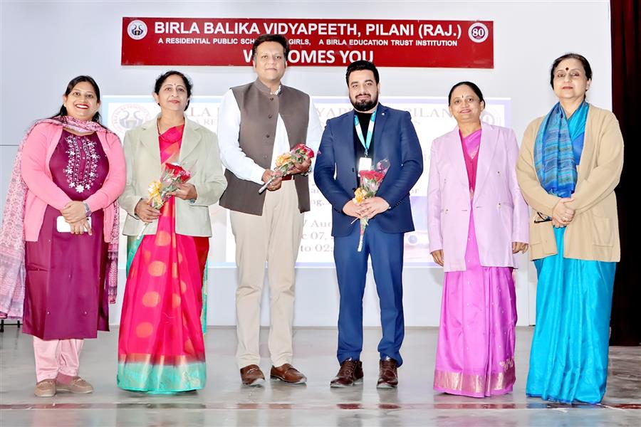 बिरला बालिका विद्यापीठ, पिलानी में विमानन क्षेत्र में कैरियर पर विशेष सत्र आयोजित