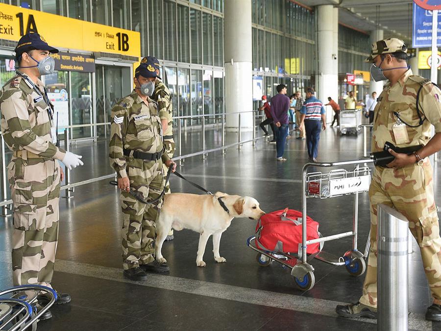 सीआईएसएफ ने भारतीय हवाई अड्डों पर विश्व स्तरीय विमानन सुरक्षा सुनिश्चित करने के लिए गुणवत्ता नियंत्रण इकाई स्थापित की 