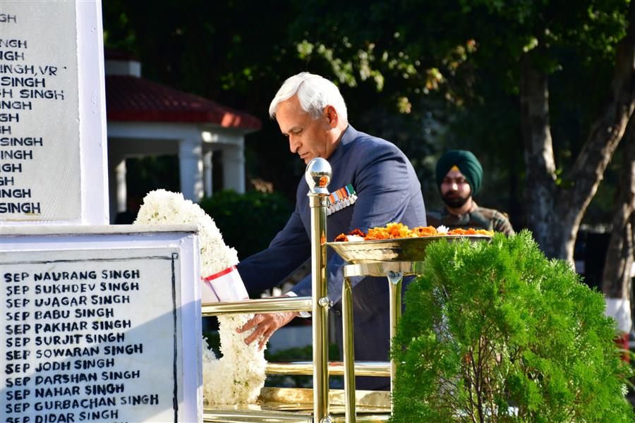 पश्चिमी कमान ने विजय दिवस मनाया 