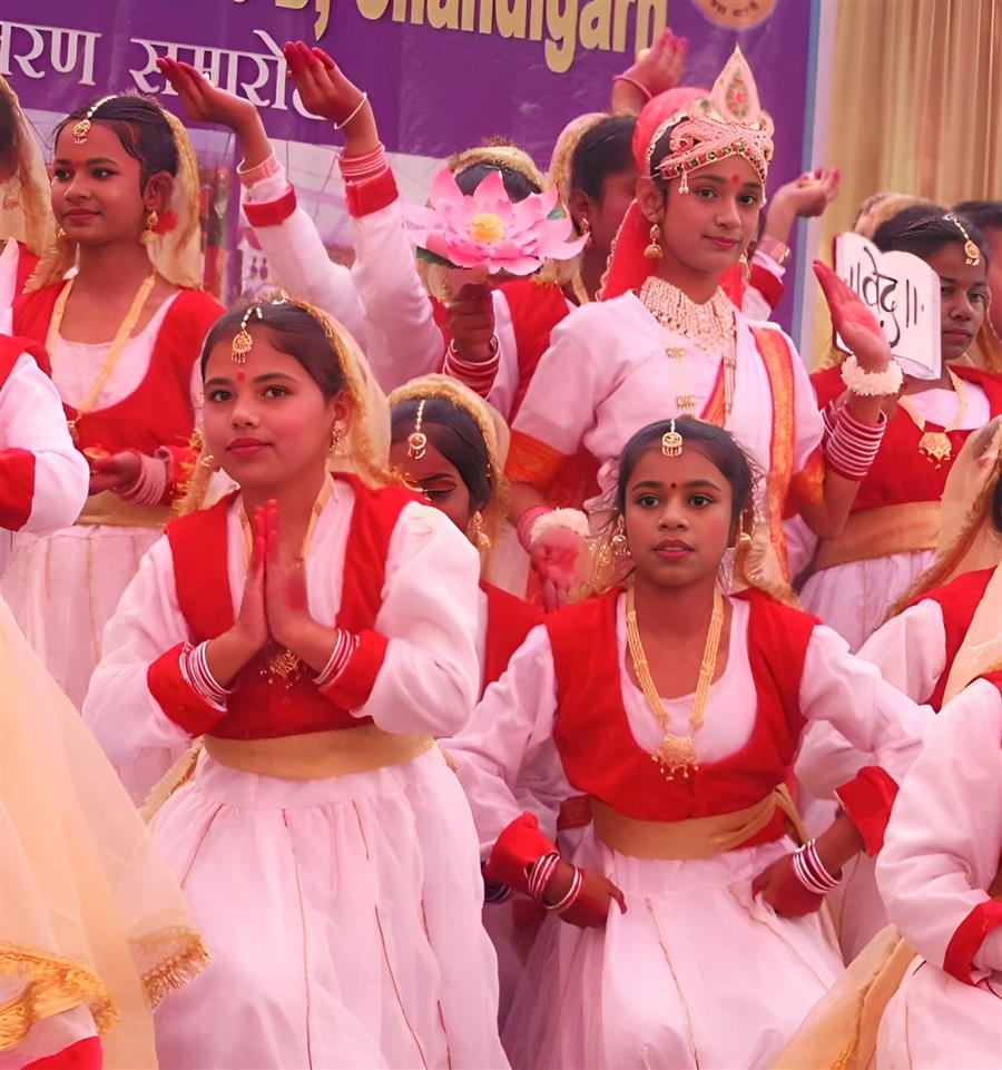 सर्वहितकारी विद्या मंदिर सेक्टर 43 बी चंडीगढ़ का वार्षिक उत्सव एवं पुरस्कार वितरण समारोह संपन्न