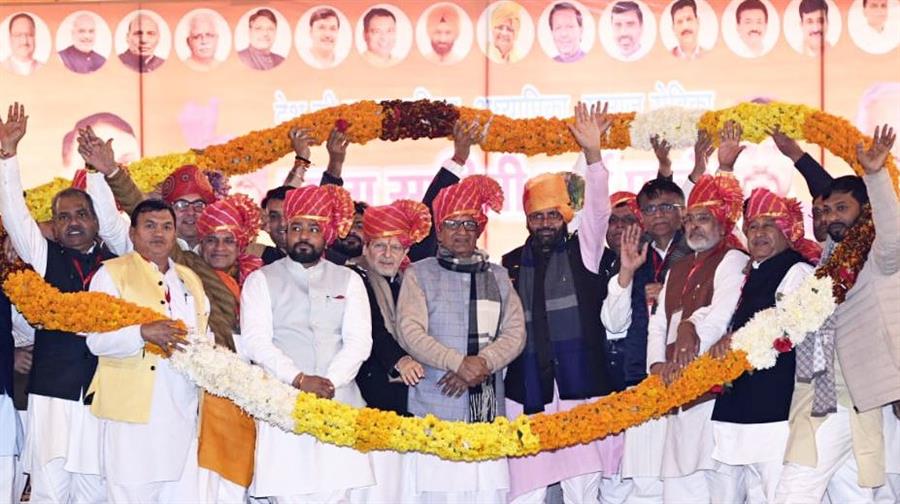 सावित्री बाई फुले की जयंती पर मुख्यमंत्री ने दी श्रद्धांजलि