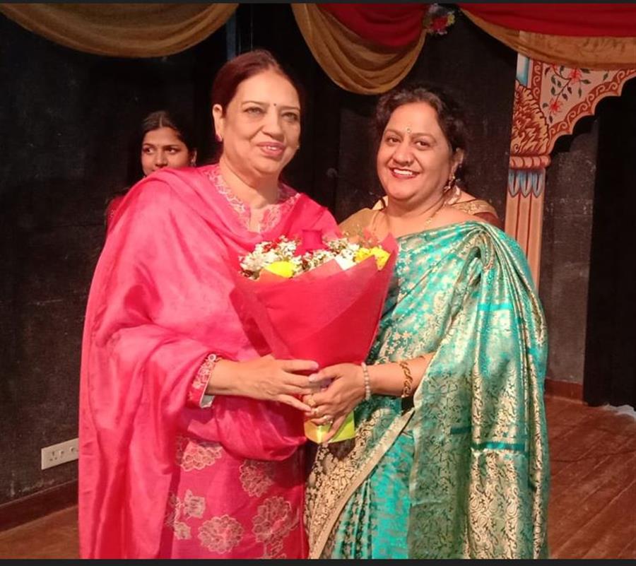 एंजेलज प्ले स्कूल के वार्षिकोत्सव में बच्चों ने अपनी प्रस्तुति से किया मंत्रमुग्ध