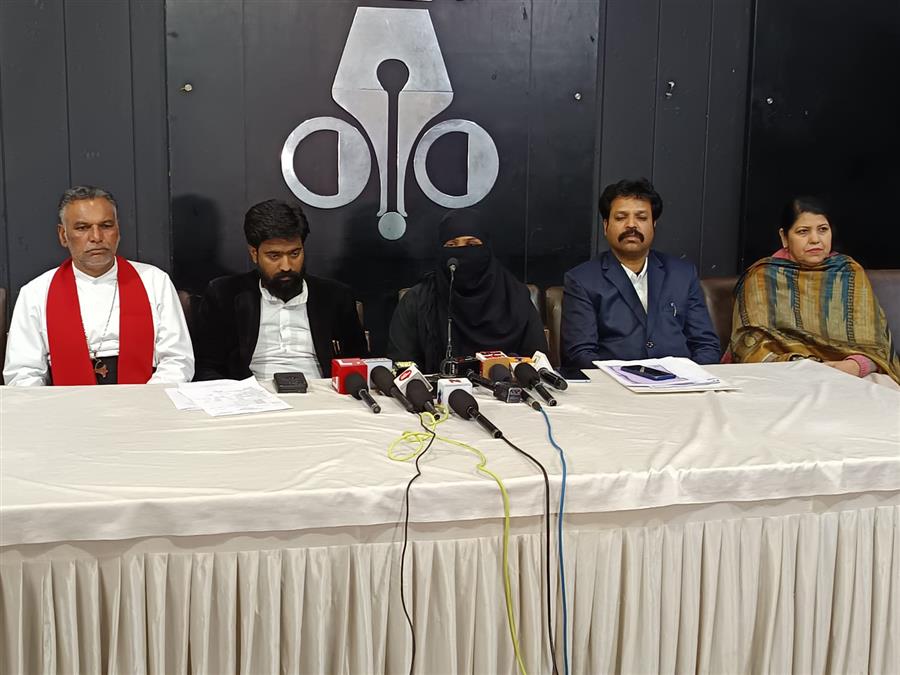 प्रोफेट वजिन्दर सिंह पर लगे यौन उत्पीड़न के आरोपों को उनके सहयोगियों ने नकारा