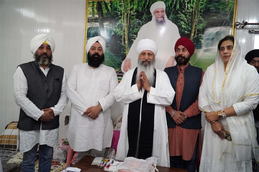 संत बाबा लखा सिंह जी ने चंडीगढ़ और राजपुरा में ज्ञान वेलनेस रिट्रीट को संगत के लिए समर्पित किया
