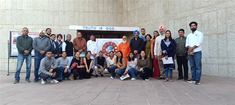इंटरफेथ फोरम चंडीगढ़ द्वारा कश्मीर में पर्यटकों की दुखद हत्या के मद्देनजर एकता और शांति का आह्वान