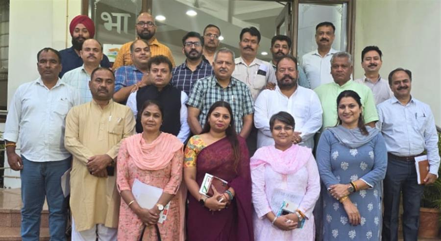 भाजपा चंडीगढ़ प्रदेश टीम की पहली बैठक कमलम कार्यालय में सम्पन्न, संगठनात्मक दिशा पर हुई चर्चा