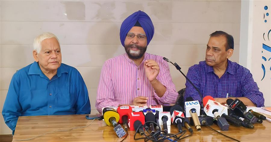 प्रदेश में कानून लागू नहीं हो पाने के कारण अब तक 10 लाख से अधिक बच्चे शिक्षा से वंचित रह गए : जगमोहन सिंह राजू