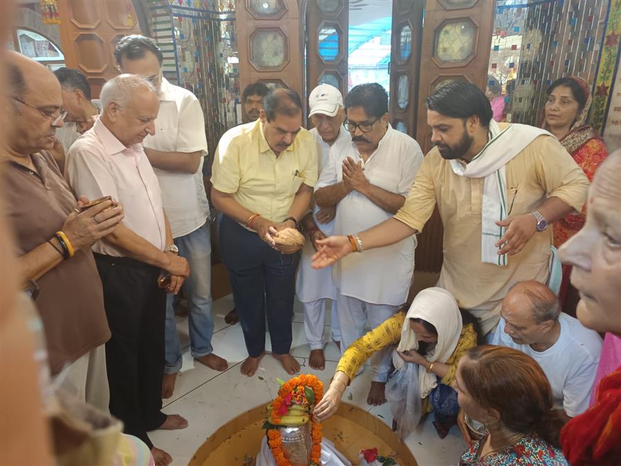 सावन के अंतिम सोमवार को भोले शंकर के जयकारों से गूंजा सिटी ब्यूटीफुल