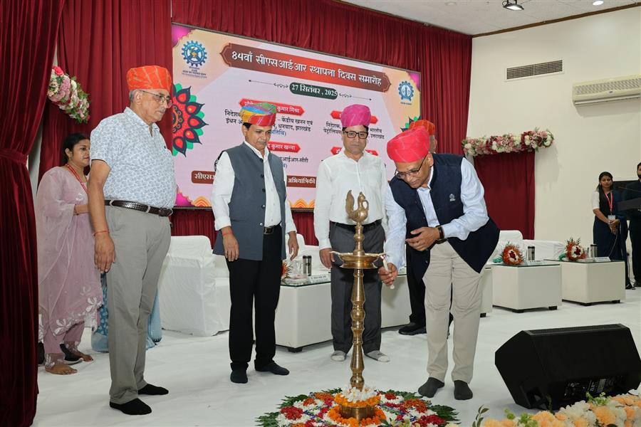विज्ञान व प्रौद्योगिकी किसी भी देश की अर्थव्‍यवस्‍था की प्रगति की रीढ़ है : प्रोफेसर अरविंद मिश्रा