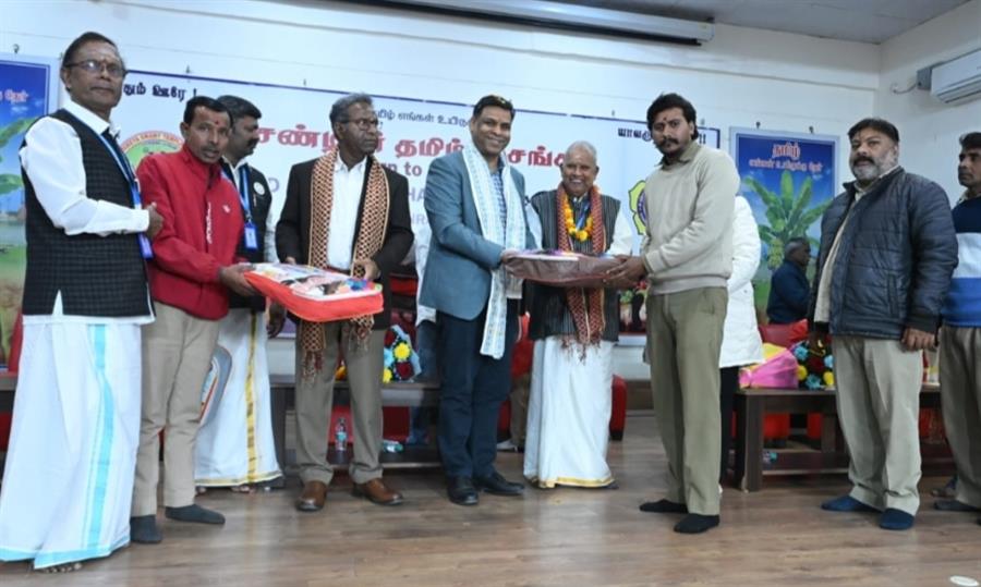 “स्नेह-साझा उत्सव – शहर को स्वच्छ रखने वाले हाथों का सम्मान”