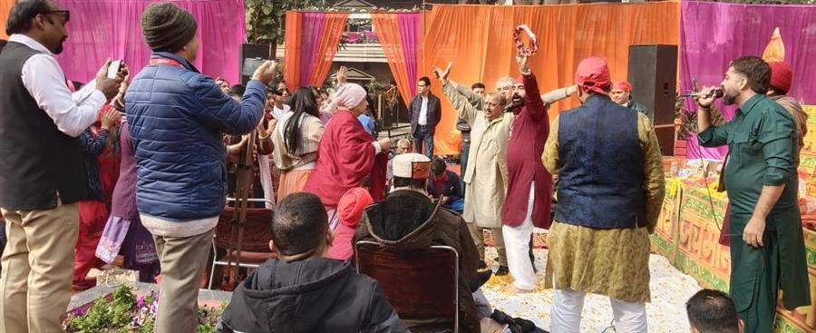 सेक्टर 22 बी में महाकाली का 30वां विशाल भंडारा और भजन संध्या धूमधाम से आयोजित