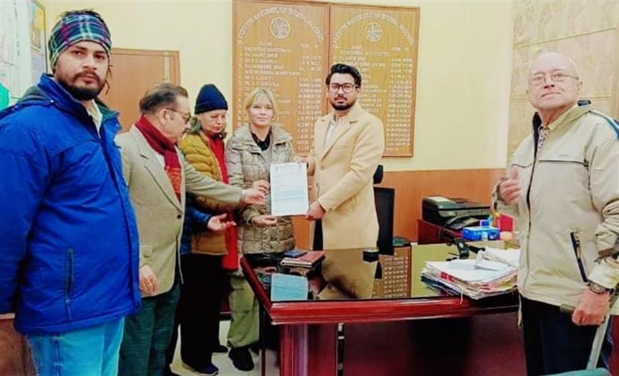 राष्ट्रीय हिंदू शक्ति संगठन ने प्रधानमंत्री के नाम बांग्लादेश में हिंदुओं पर हो रहे अत्याचार के विरोध में ज्ञापन प्रेषित किया
