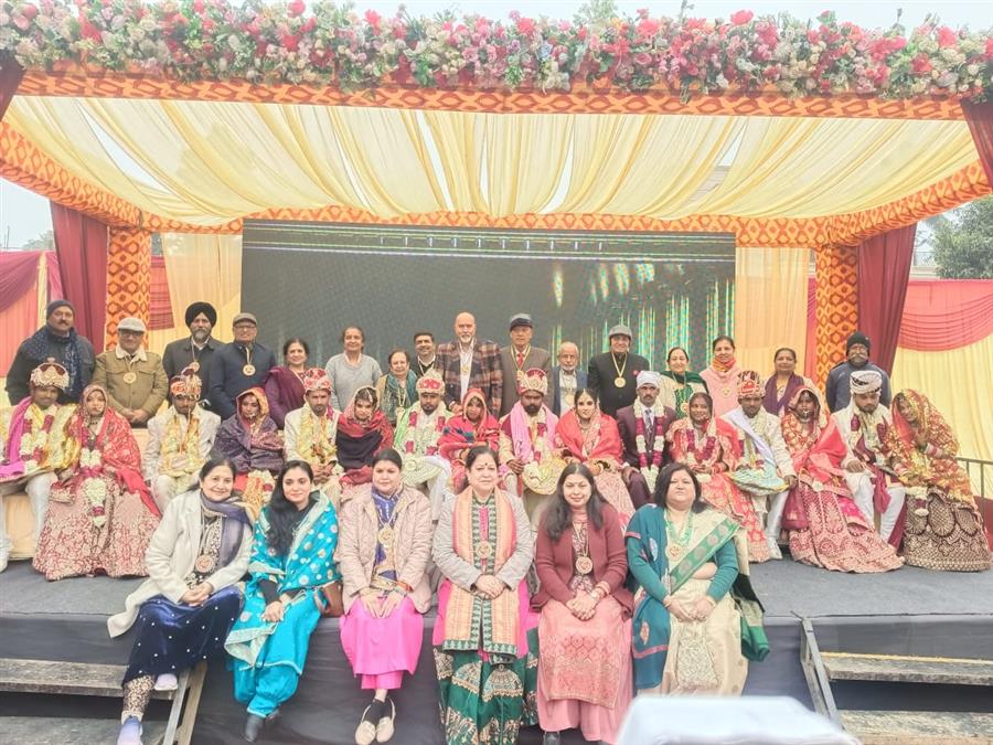 सामूहिक विवाह के जरिए भाविप “ईस्ट 1” शाखा ने किए 9 निर्धन कन्याओं के हाथ पीले, घरेलू जरूरत का सामान भी भेंट किया