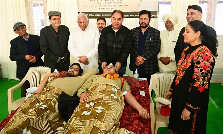 “खून नाड़ियों में बहना चाहिए, नालियों में नहीं”
