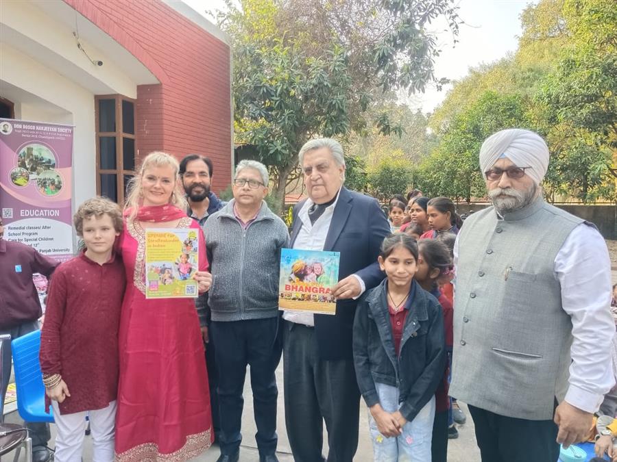 जर्मन स्टार जूलिया क्लेसे ने डॉन बॉस्को, सेक्टर 24 में खुशी और मुस्कान बिखेरी