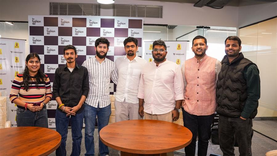 व्रोज़ार्ट और लाल10 ने AI-नेटिव ऑपरेटिंग सिस्टम फैशनOS किया लॉन्च