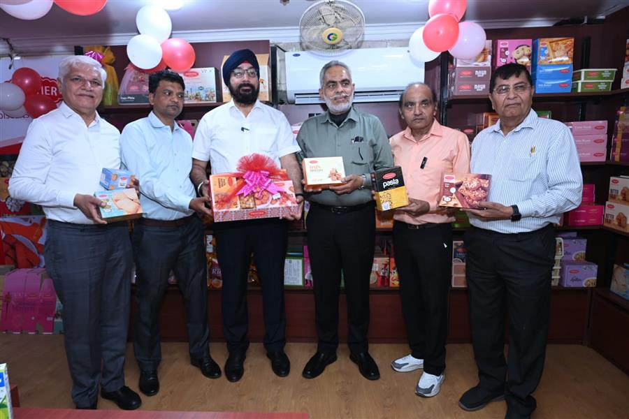 फ्रंटियर बिस्किट ने चंडीगढ़ में अपना फ्रेंचाइजी आउटलेट किया शुरू