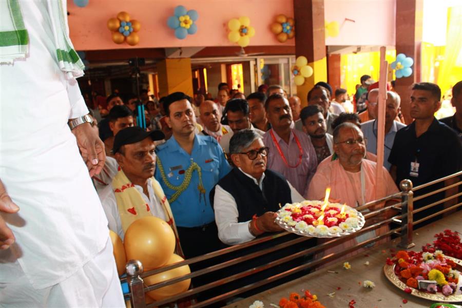 गौड़ीय मठ का सनातन सेवा में योगदान सराहनीय है : गुलाब चंद कटारिया
