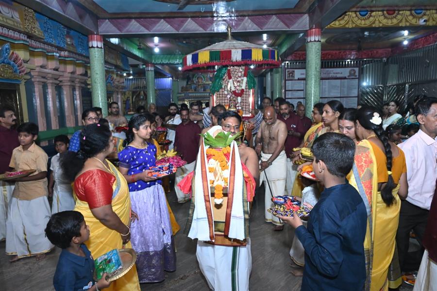 भगवान अयप्पन की भक्ति और उत्साह के साथ भव्य शोभायात्रा आयोजित