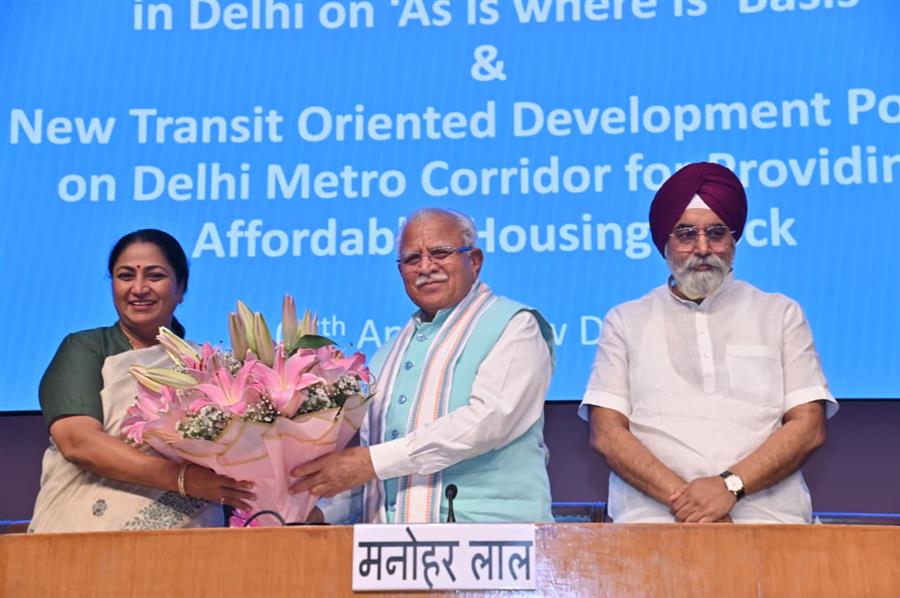 दिल्ली में मनोहर का मोदी माडल, 50 लाख लोगों को राहत, 1511 अवैध कालोनियां नियमित