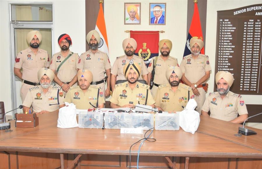 अमृतसर में नशा तस्करी नेटवर्क से जुड़ा व्यक्ति 6 किलो हेरोइन सहित काबू
