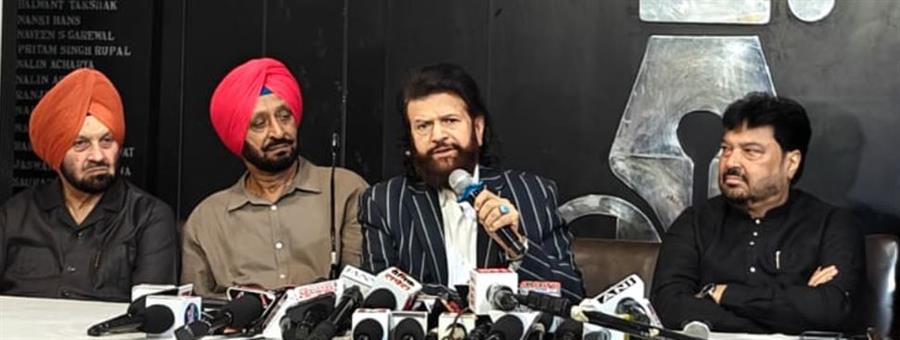 अपनी नई आध्यात्मिक पेशकश ओहदियां खेडा के साथ पद्मश्री हंसराज हंस के रूहानी सुरीले सफ़र का फिर से हुआ आगाज़