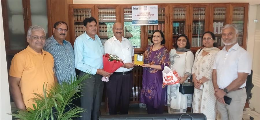 रोटरी क्लब चंडीगढ़ अपटाउन के नए अध्यक्ष बने हरिओम वर्मा, सेवा कार्यों के साथ किया नए सत्र का आगाज