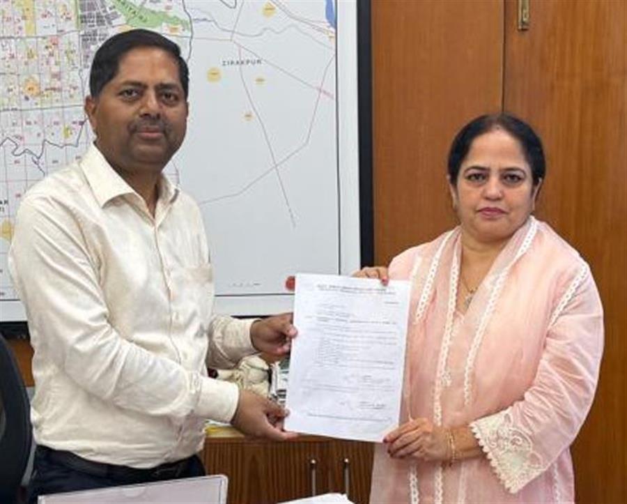 पार्षद अंजू कत्याल ने प्रशासन के मुख्य अभियंता से की मुलाकात