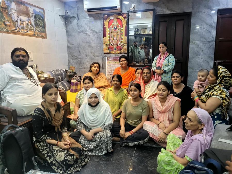 किन्नर मंदिर बापूधाम के कार्यक्रम का समापन, मां कमलीनन्द गिरी ने दिया सेवा और आत्मनिर्भरता का संदेश