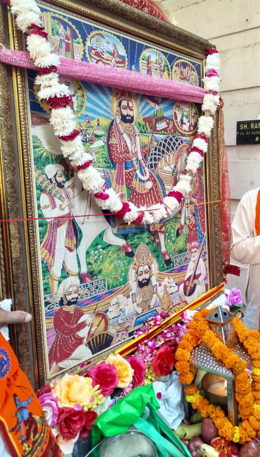 बाबा रामदेव महाराज के अवतरण भादवा दूज पर राम दरबार में निकली भव्य शोभायात्रा
