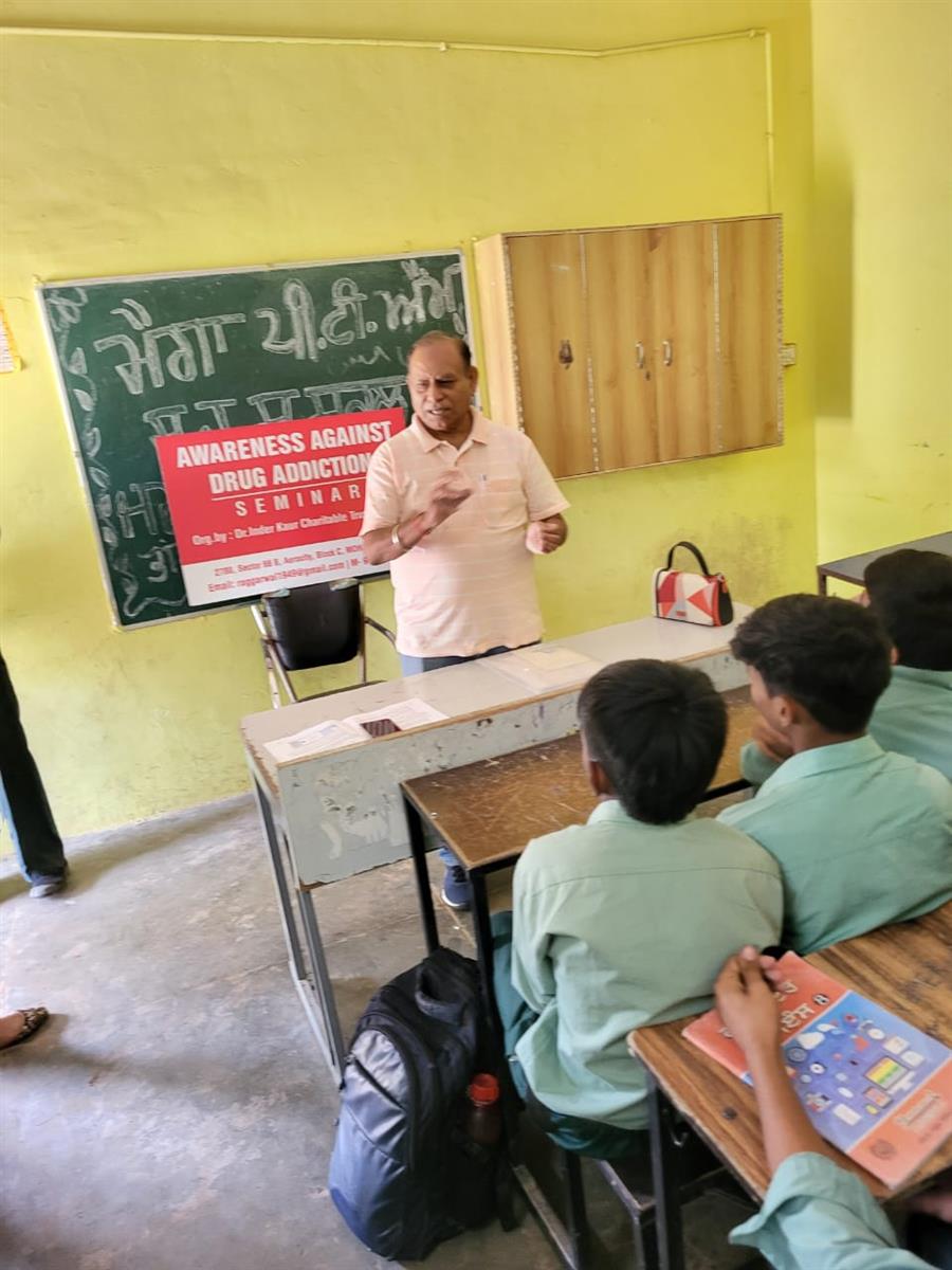 Dr Inder Kaur Charitable Trust organised Drug Awareness Campaign at Govt High School Bhankarpur Zirakpur