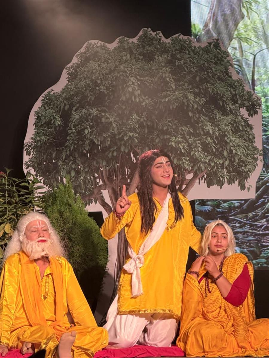 श्रवण कुमार की मातृ-पितृ भक्ति से लेकर प्रभु श्रीराम के जन्म तक की लीलाओं ने दर्शकों को किया भावविभोर