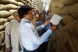 प्रधान सचिव टी.सी. गुप्ता ने किया गोदामों में रखे गेहूं भण्डारण का निरीक्षण