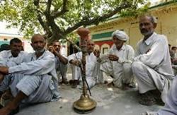 दो बेटियों के बाद संतान न पैदा करने वालों को खाप करेगी सम्मानित
